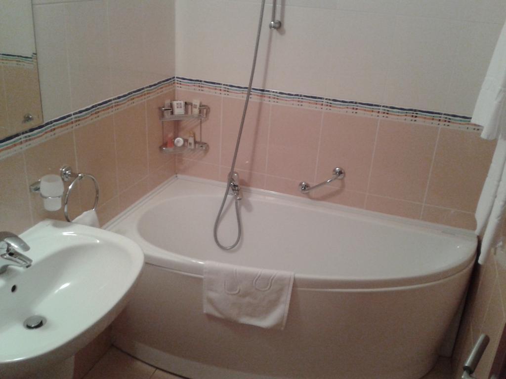 Hotel Perperikon Kurdzhali Room photo