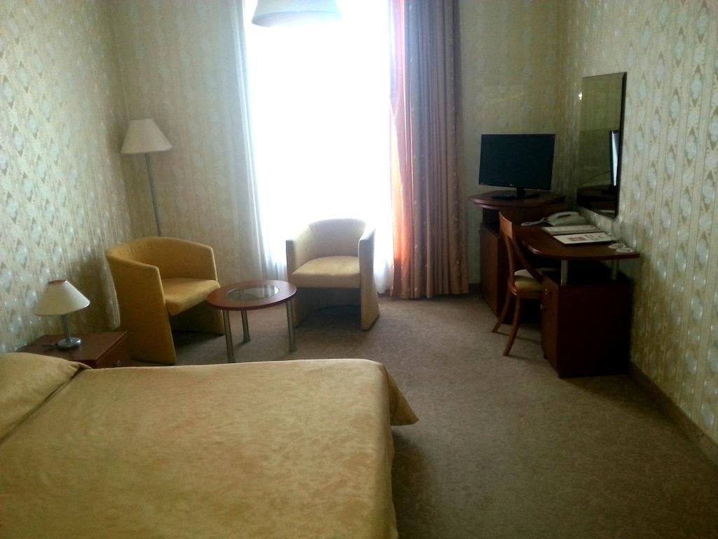 Hotel Perperikon Kurdzhali Room photo